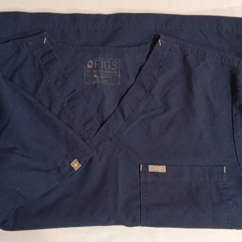 Figs Threads For Threads One Pocket Scrub Top - image 2